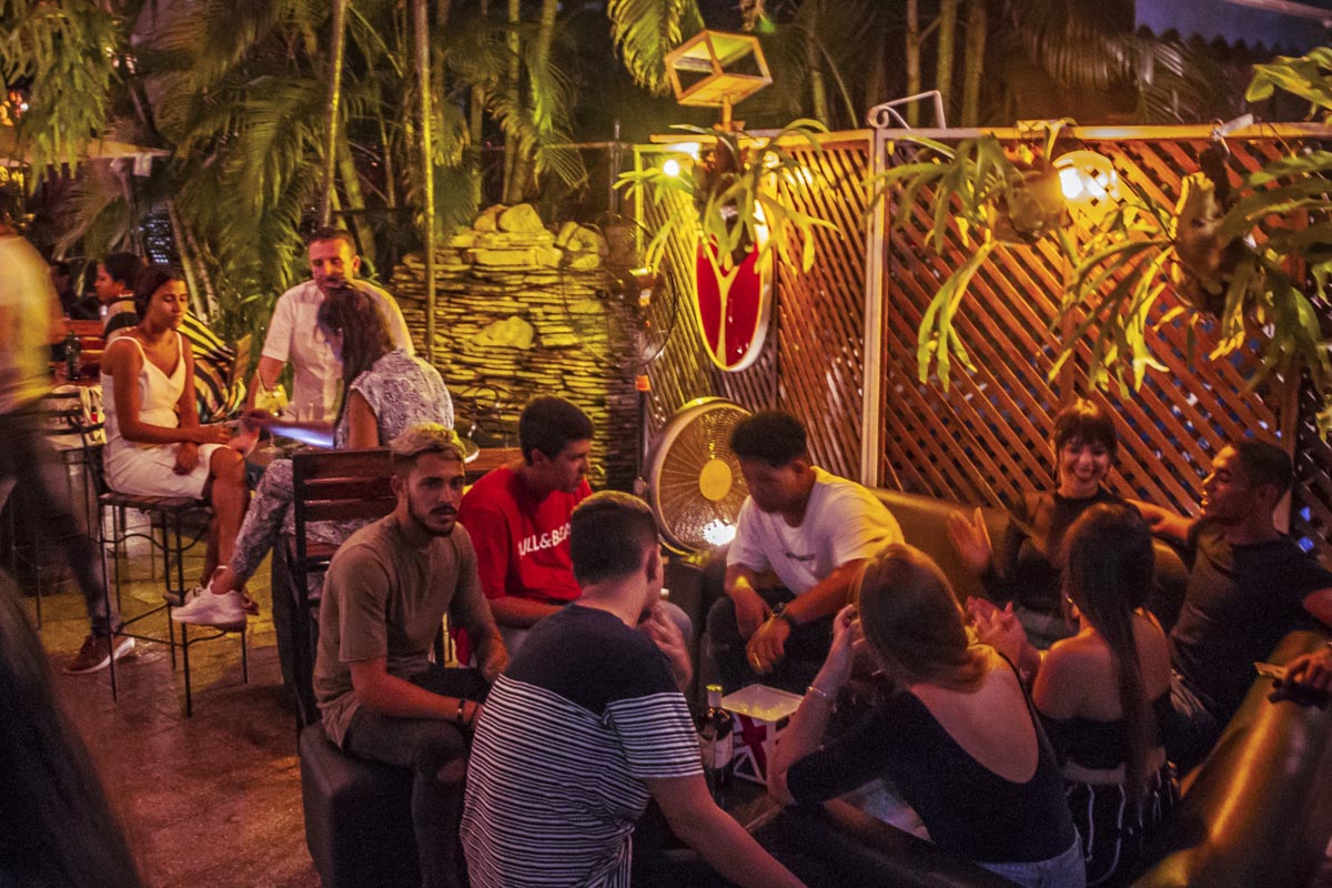 Espacios Bar Best Havana Nightlife and Drinks 2019 | Havana VIP